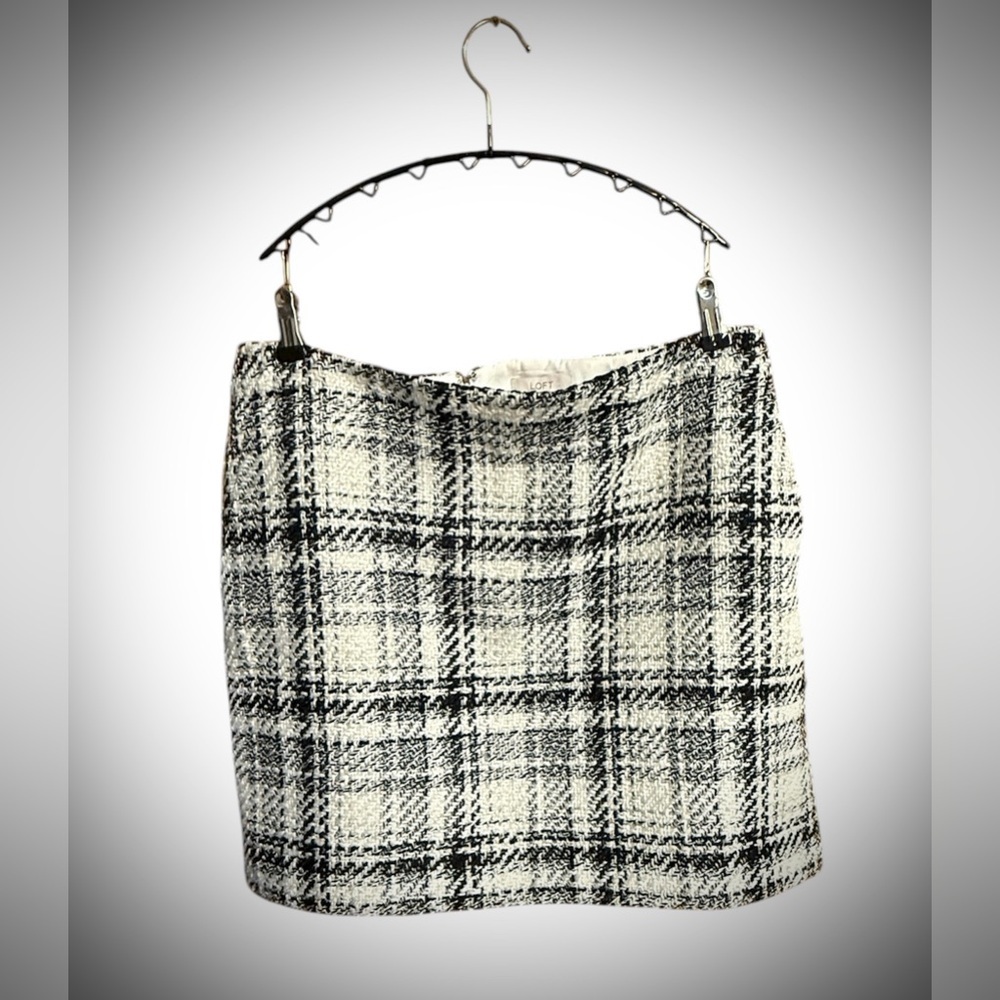 LOFT Black and White Plaid Skirt - Picture 2 of 5